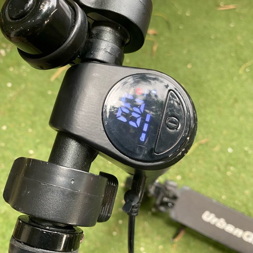 Urban Glide scooter like new, black, max speed 25km