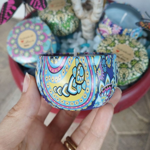 Scented candle in metal tin new