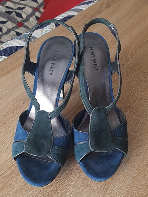 Nine West πέδιλα από σουέντ νούμερο 37 σαν καινούργια, μπλε και πράσινα