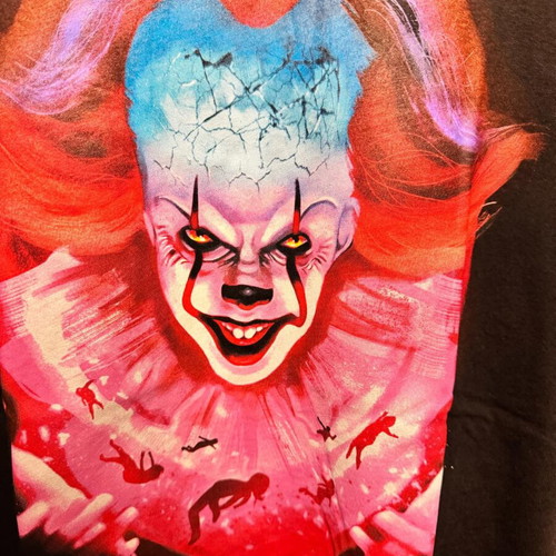 Pennywise (It Chapter 2) T-shirt like new, size Small, black