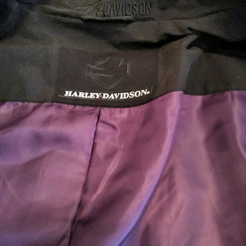 Harley Davidson women's trench coat size S-M used, black, with belt and zipper