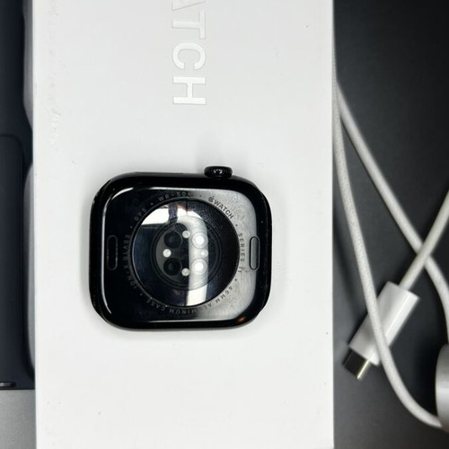 Apple Watch Series 11 46mm like new with accessories