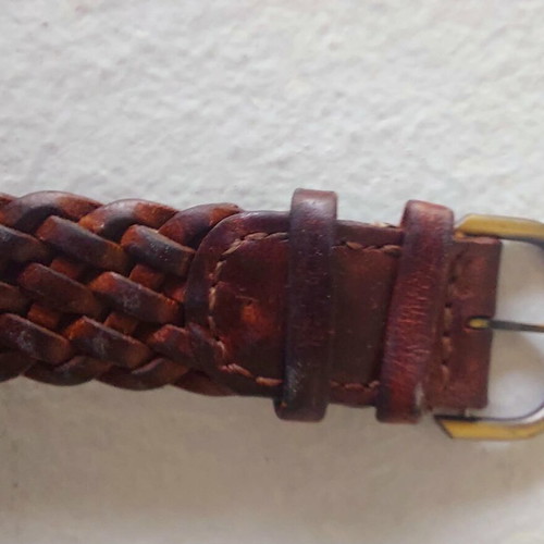 Guess women's vintage watch used with leather strap