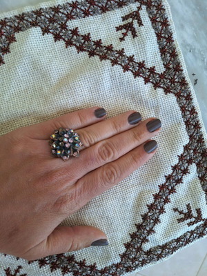 Bronze flower ring with pink rhinestones used