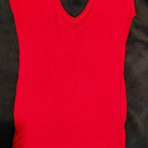Sleeveless blouse red with print like new