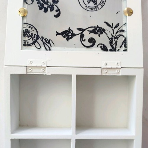 Tea storage box