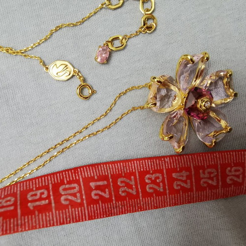 Swarovski jewelry set new, necklace with two earrings