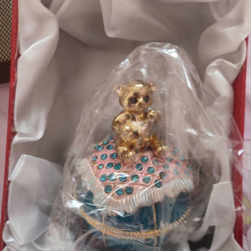 Decorative jewelry box new with teddy bear and rhinestones