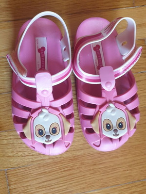 Grendene sandals size 24 used, girls' style