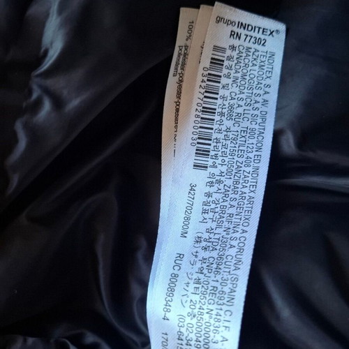 ZARA cropped puffer jacket like new, size M