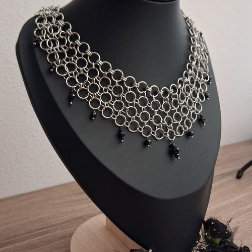 Handmade Stainless Steel Chainmail Choker new, black and silver