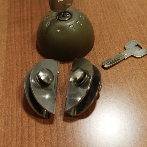 Bullet security lock like new for glass store door