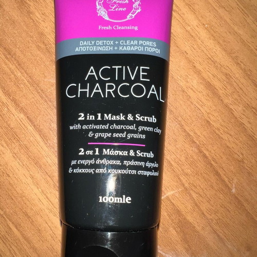 Active Charcoal 2 in 1 Face Mask like new