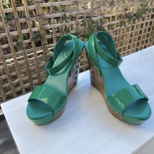 Ash green sandals like new, size 37, leather patent