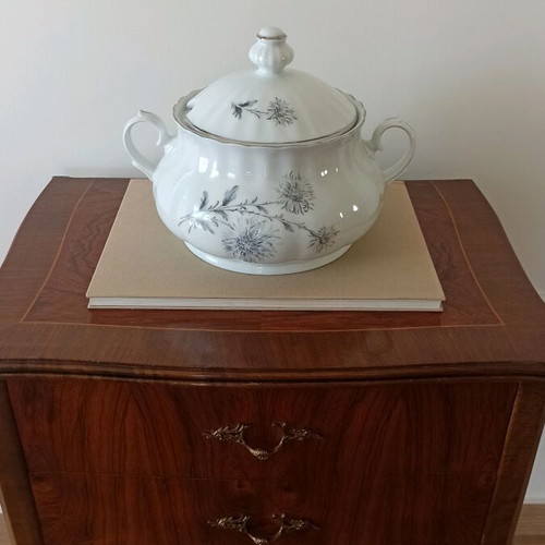 Bavarian Wunsiedel soup tureen like new, German porcelain