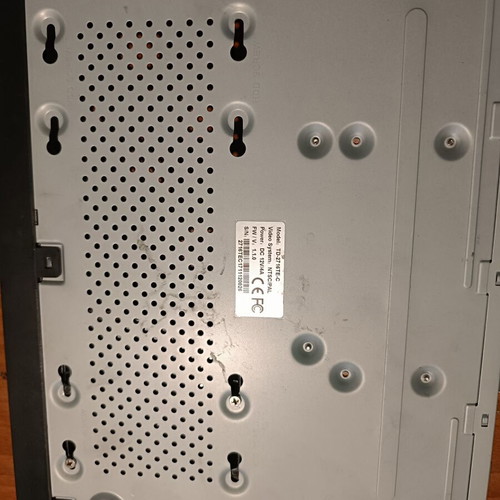 TD-2716TE-C recorder used, 16 video channels, locked