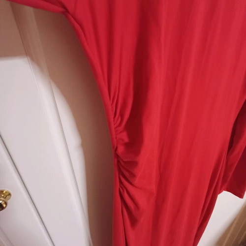 Red fitted dress Shein new, size L