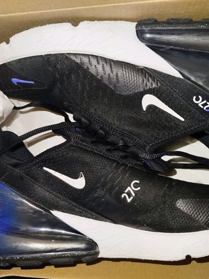 Air Max 270 σαν καινούργιο, μαύρο και μπλε παπούτσι Nike νούμερο 39