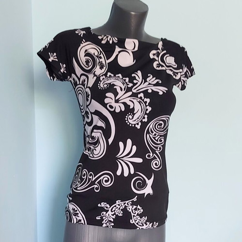 Merimar Lycra Women's Blouses like new, unisize, pack of 2
