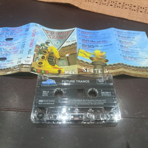 Future Trance Vol.3 cassette tapes like new, electronic genre, 2 pcs