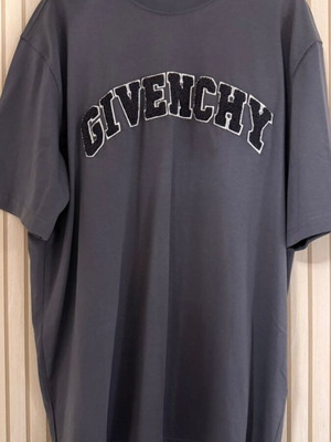 Givenchy T-shirt new, onesize L-XL, gray