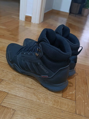 Adidas Terrex boots used, size 44, black with wear