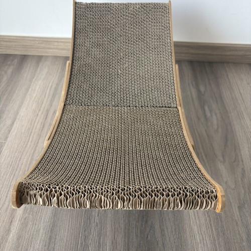 Cat Scratching Bed Like New, Wooden Brown