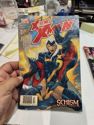 Marvel comics used, set of five with some wear