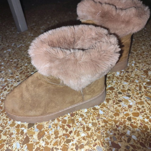 Fur boots brown size 40 like new