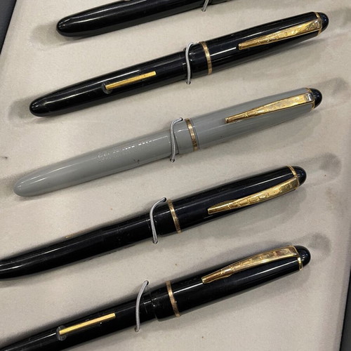 Vintage pens new, price per piece