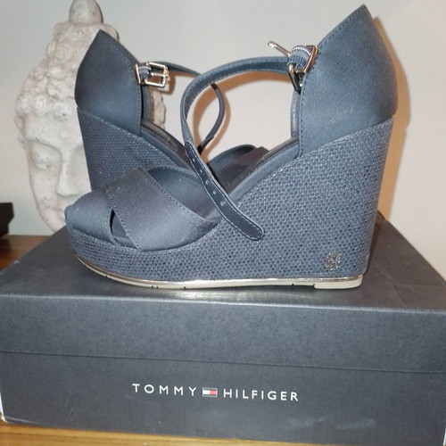 Tommy Hilfiger platform sandals, blue, size 38