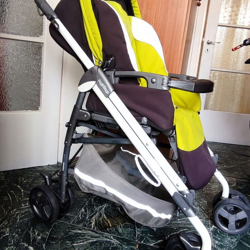 Peg Perego Pliko stroller like new, lightweight and practical