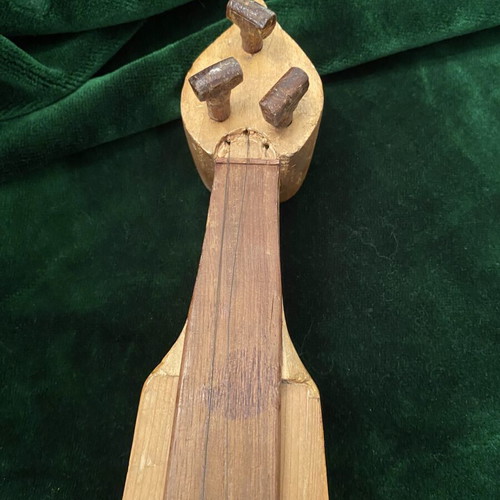 Pontian Lyra (Kemendzes) used, mulberry wood