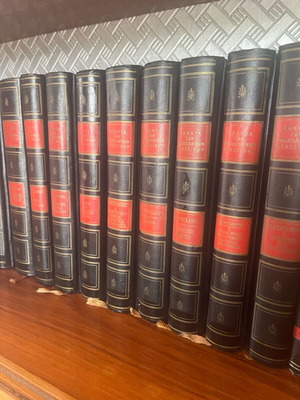 Apanta ton Neoellinon Klassikon, 34 volumes, Vlachogiannis editions