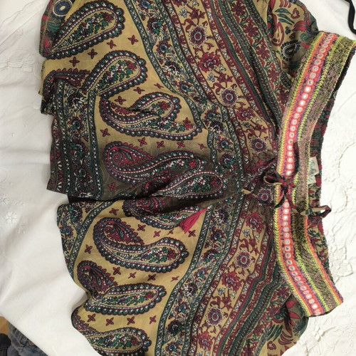 Boho shorts with elastic waist and pockets