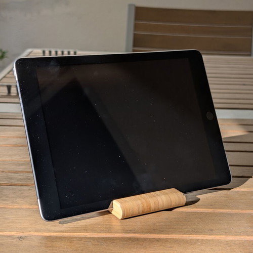 Apple iPad 6th generation 128GB with Cellular 4G