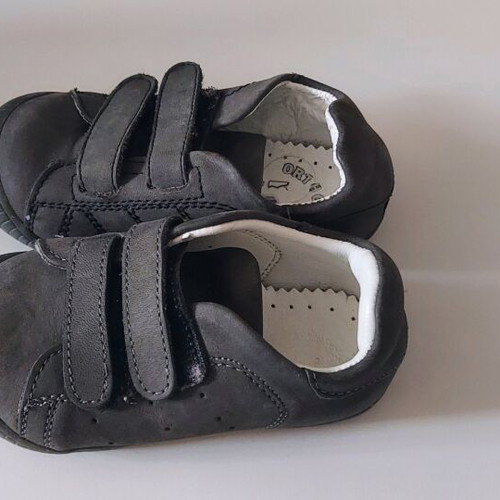 Children's shoes used, good condition