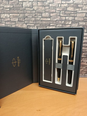 Parker Set Pen and Pen New Black Matte with Gold Details