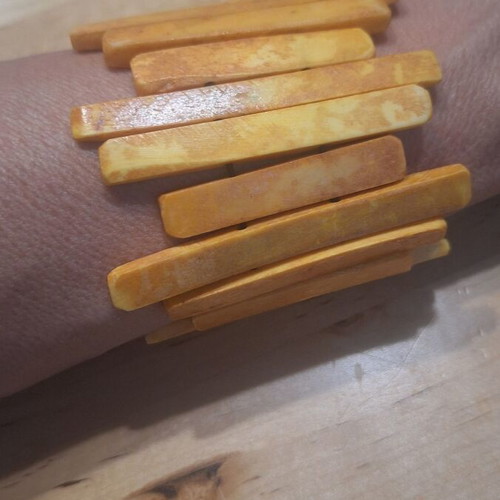 Vintage wide elastic bracelet natural material yellow