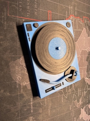 Coaster set inspired by turntable and vinyl records, like new
