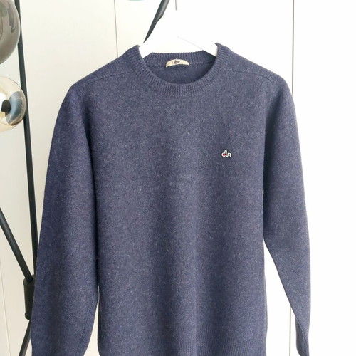 Dur sweater size small like new, blue