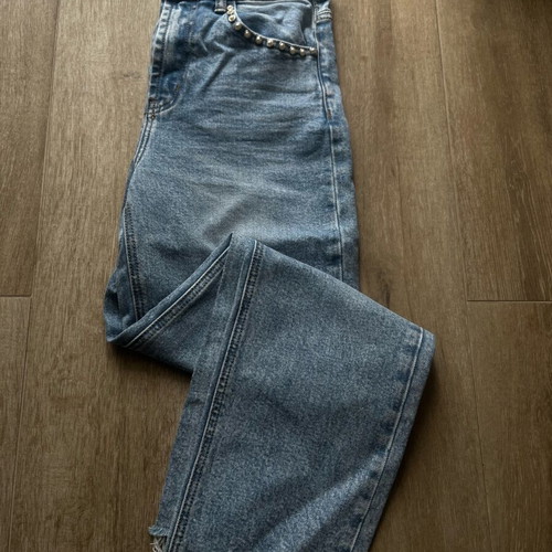 Zara blue jeans with pearl new, size 34