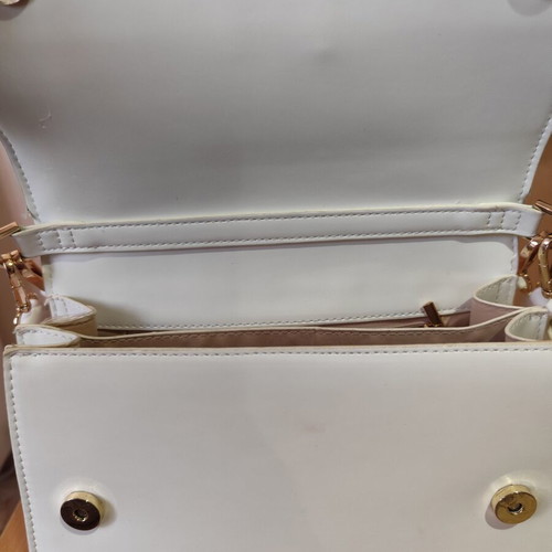 Nolah white shoulder bag used with two straps
