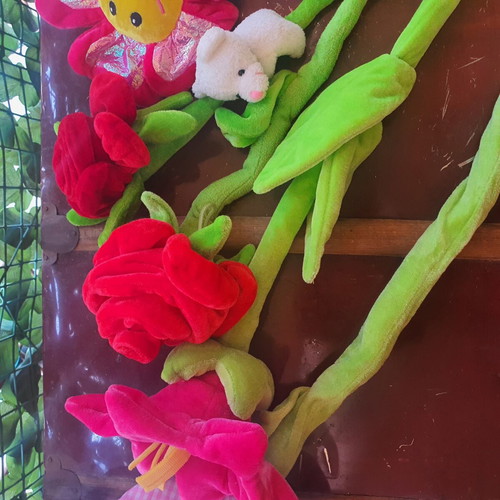 Artificial flowers like new, set of 5