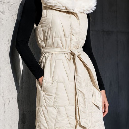 Elegant women's vest with detachable leather collar, sizes 2XL and 4XL