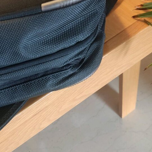 Delsey laptop bag briefcase like new, black
