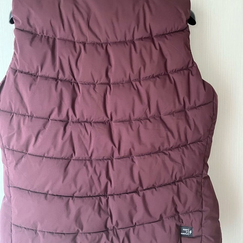 Sleeveless jacket like new, size L