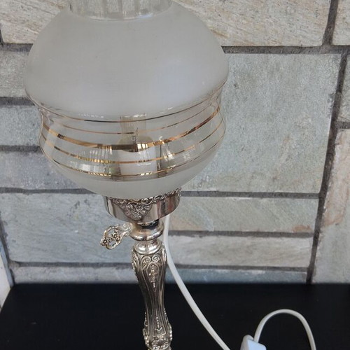 Vintage silver-plated table lamp like new, electric
