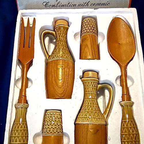 Vintage Japanese Continental Table Set new, wood and ceramic
