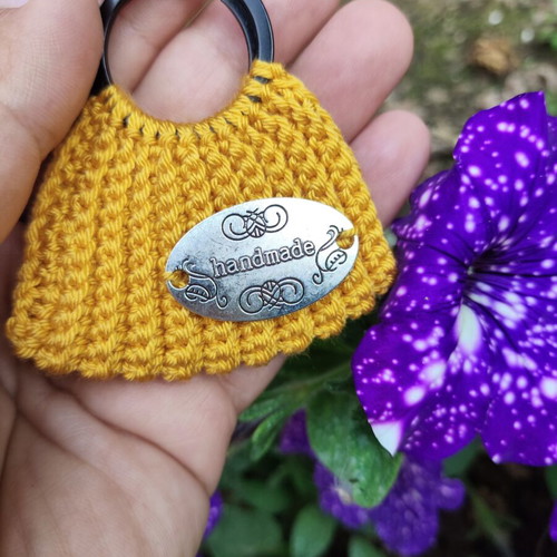Keychain bag handmade yellow, new